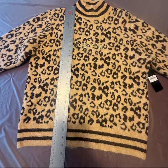 NWT bebe Women's Leopard Cowl Neck Sweater - Cream and Brown Size Large - Picture 8 of 10